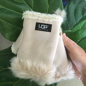 UGG half mittens/ hand warmers